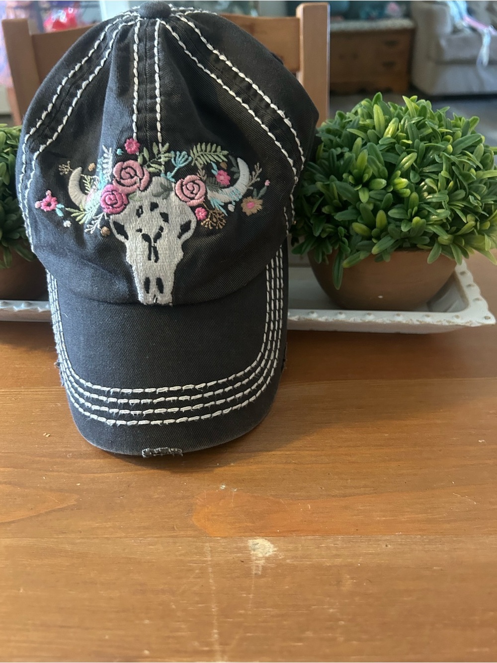 KBETHOS Vintage Women's Floral Cow
Skull Embroidery & Rose Detail